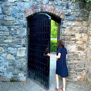 WELCOME! COME IN! Dromoland Castle, Ireland. Their Secret Garden.